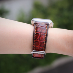 ワニ革使用Apple Watchワニレザーバンド 腕時計ベルト　レザーベルト D49　手染め革 総手縫い製作 1枚目の画像