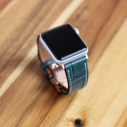 ワニ革使用Apple Watch(38/40/42/44mm用)ワニレザーバンド 時計ベルト　グリーン 総手縫い製作 3枚目の画像