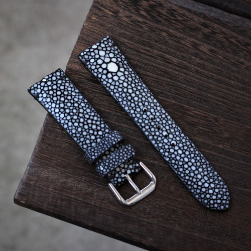 受注製作】高級革使用Apple Watchスタースティングレイ エイ革 レザーバンド 時計ベルト D72 腕時計 Nichi Jipi 通販|Creema(クリーマ) 12624611 受注製作】高級革使用Apple Watchスタースティングレイ エイ革 レザーバンド 時計ベルト D72 腕時計 Nichi Jipi 通販|Creema(クリーマ) 12624611