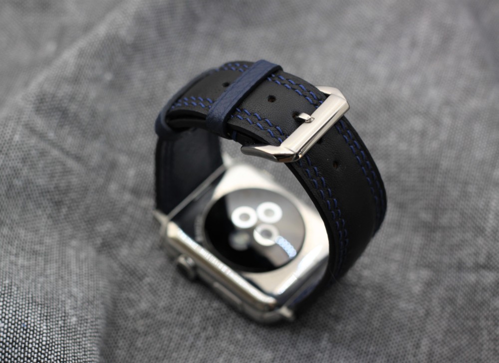 【新作】高級革使用Apple Watch　レザーベルト　レザーバンド　時計バンドパッド入りバンドD36