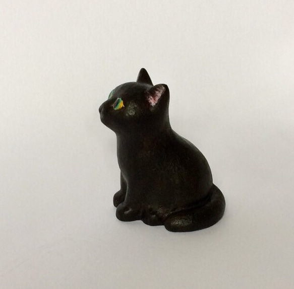黒猫の置物 (手のひらサイズ) 9枚目の画像