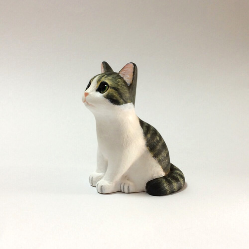 キジトラ白猫ページです。 キジトラ白猫 の置物 その他アート 猫ハウス 通販 9759545