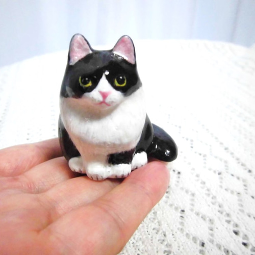 白黒ハチワレ猫 その他置物 猫ハウス 通販 2958812｜Creema