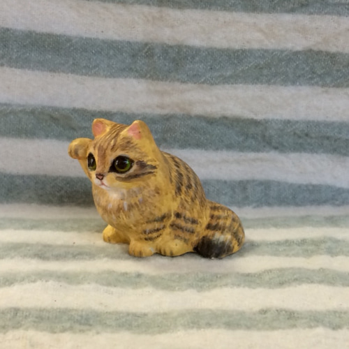 キジトラ猫 (長毛種） 招き猫 猫ハウス 通販 4906305｜Creema(クリーマ