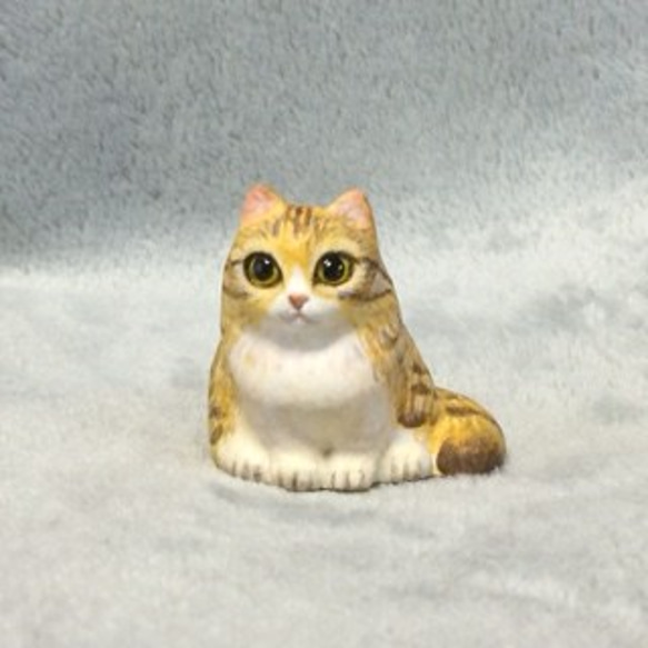 キジトラ白猫ページです。 キジトラ白猫 (長毛種） その他置物 猫ハウス 通販 4935304｜Creema