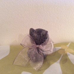 マシュマロ子猫 (メインクーン)　石粉粘土の置物 4枚目の画像