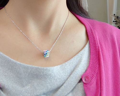 レインボーカラーロンデルネックレス 幸せのお守りアミュレット ７色