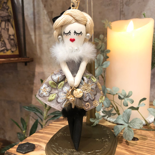 ルルベちゃん】「winter fairy グレー×ブラック」冬 インド刺繍リボン 