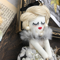 【ルルベちゃん】「winter fairy ブラック×ホワイト」インド刺繍リボン　ベルベット　レザー　フェイクファー 7枚目の画像