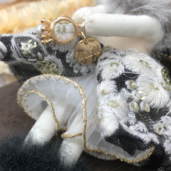 【ルルベちゃん】「winter fairy ブラック×ホワイト」インド刺繍リボン　ベルベット　レザー　フェイクファー 10枚目の画像