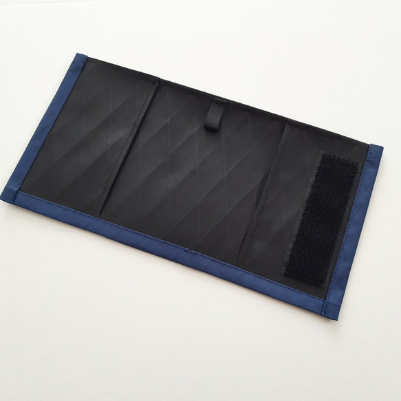 小さくて薄くて軽いお財布 Blue 青色 ブルー色 防水生地 X-PAC 三つ折り ミニマム シンプル カードケース 6枚目の画像