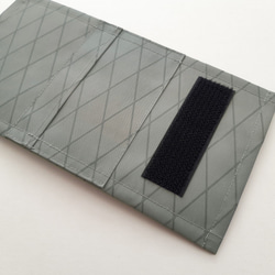 小さくて薄くて軽いお財布 Rhino サイ色 防水生地 X-PAC 三つ折り ミニマム シンプル カード パスケース 4枚目の画像