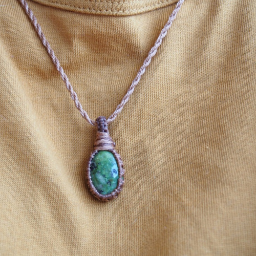 天然石ルビーインゾイサイトのネックレス ネックレス・ペンダント  