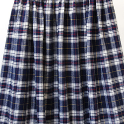 上品で大人な色合い タータンチェック ギャザースカート（ネイビー）紺 ポケット 5枚目の画像