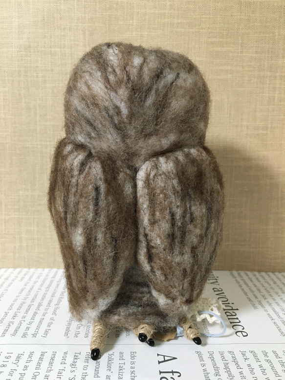羊毛フェルトのモリフクロウ 3枚目の画像