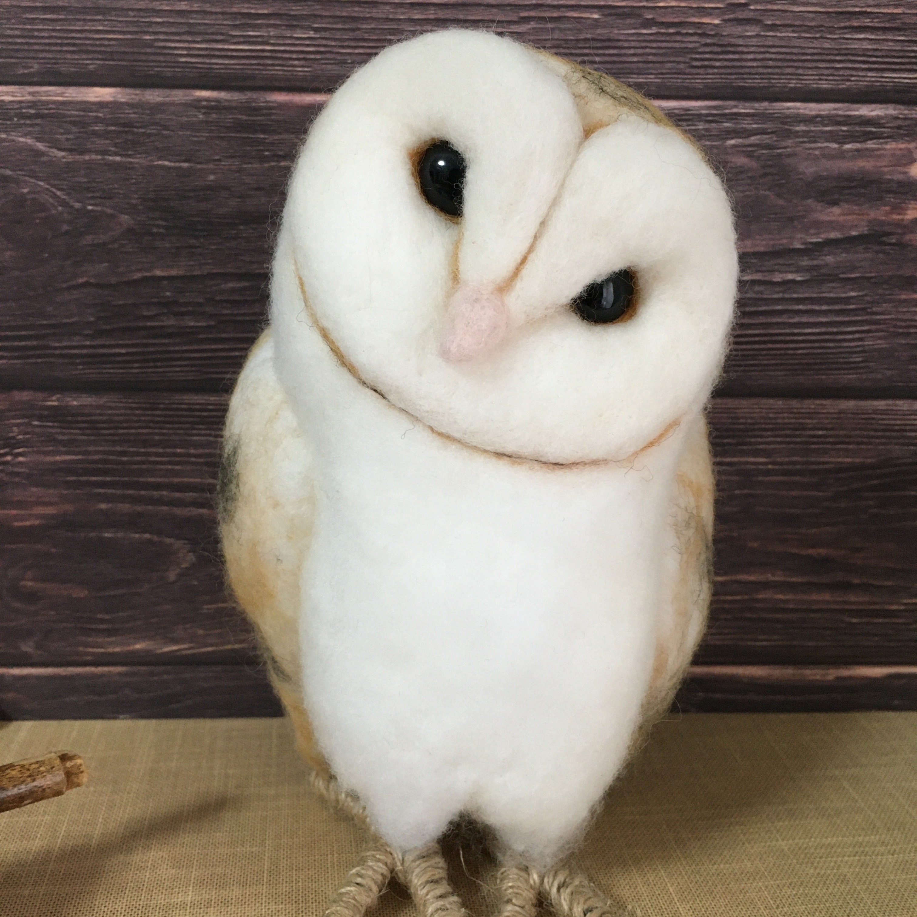 最終決算 置物　メンフクロウ　 羊毛フェルト 約18cm 羊毛フェルト