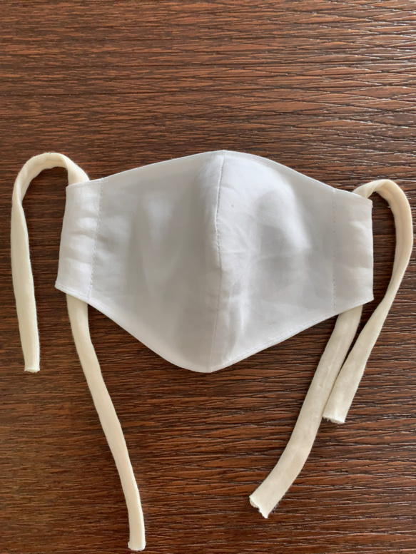 【白】女性用 普通サイズ  ふんわり ハーフリネン立体マスク 2枚目の画像