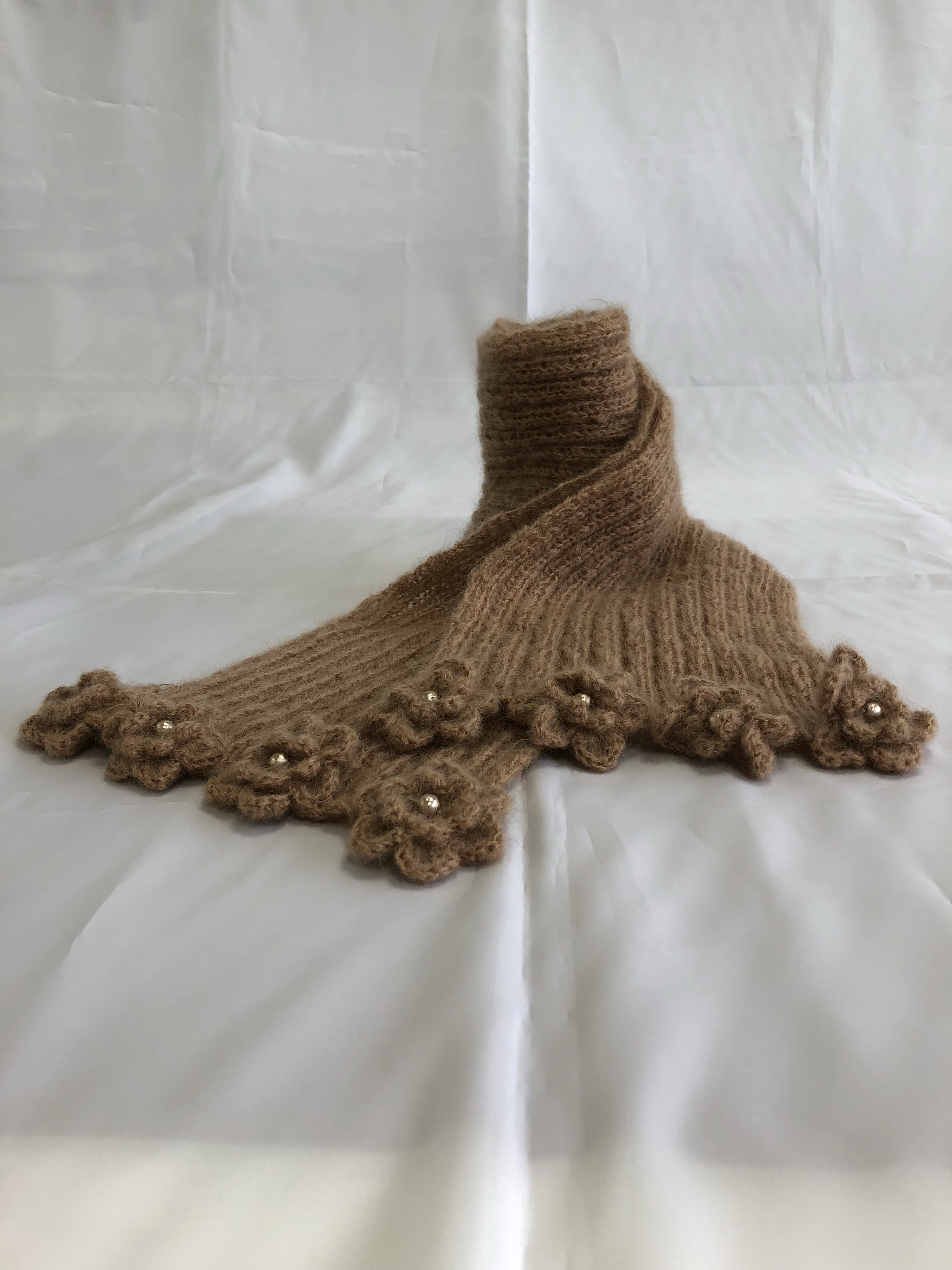 受注販売　小花のモヘアマフラー　チョコレートブラウン