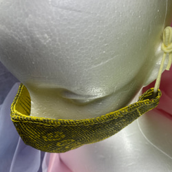 リングマークが綺麗に入ったリザードマスク　トカゲ革　深い黄色 4枚目の画像