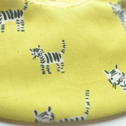 baby bib pompon 360° flowers TG yellow 3枚目の画像