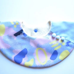 嬰兒圍兜絨球360°rakugaki藍色 第2張的照片