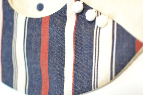 baby bib pompon 360° stripes navy 3枚目の画像