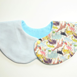 baby bib LIBERTY pompon 360 zoo blue　ベビースタイ 4枚目の画像