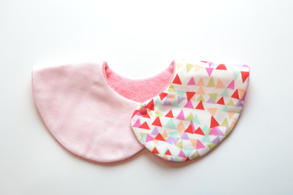 baby bib LIBERTY pompon 360 red pink 4枚目の画像