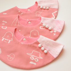 baby bib pompon 360° SMILE pink 1枚目の画像