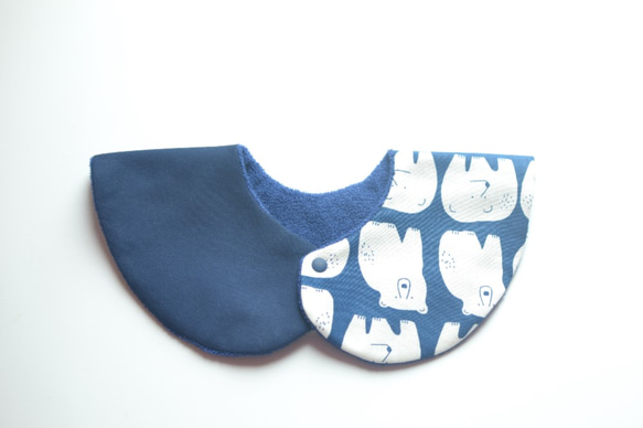 baby bib pompon 360° bears navy 4枚目の画像