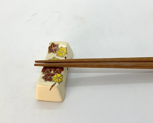 京焼・清水焼】枕形箸置き 京の12ヵ月 11月もみじ 箸・箸置き 京焼