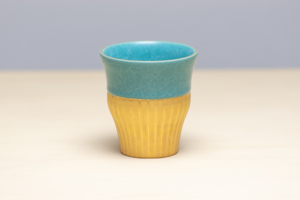 亀甲貫入釉　ブルー×金彩　タンブラーL 7,710円