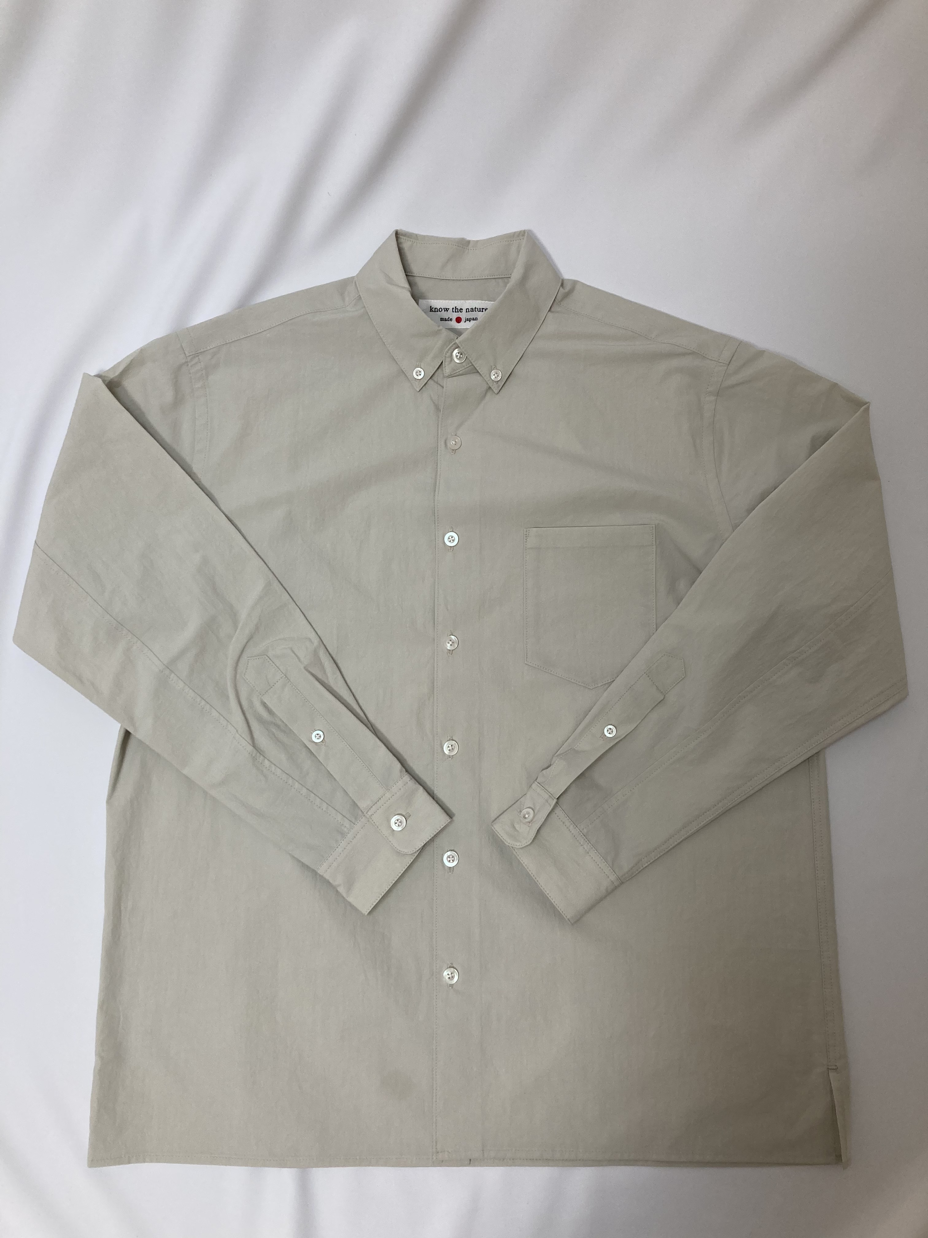 クリスピーボックスシルエットシャツ