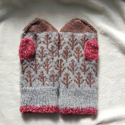 後ろ素敵な毛糸風デザイン☆美品 