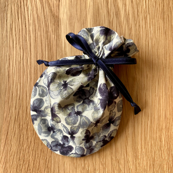 パッチンピン くるみボタン リバティ ドットミニヨン ハンドメイド