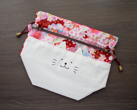 ネコぱんお出かけ3way巾着バッグ 和風 豪華な桜模様 7枚目の画像