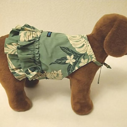 夏！犬の洋服【送料無料】アロハ生地使用のムームー　小型犬中型犬用 ブルー 9枚目の画像