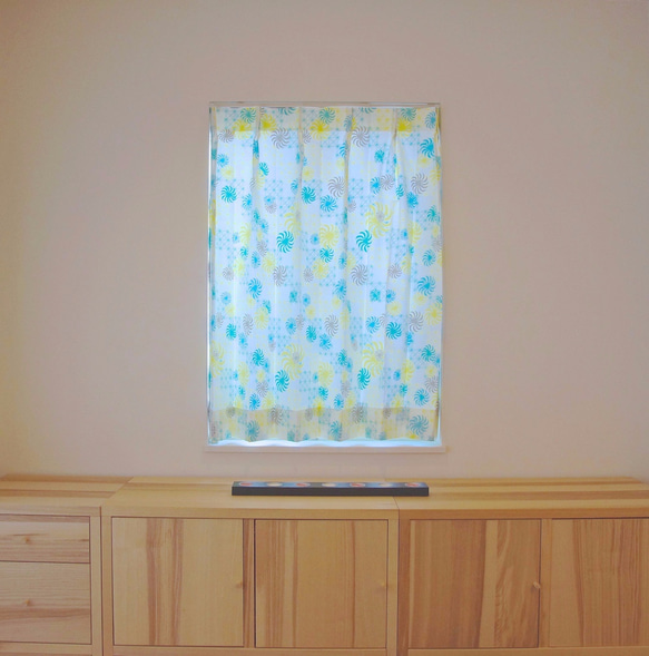 [訂購]窗簾：“風車”綠色 第1張的照片