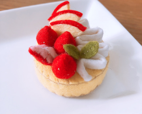 りんごページ＊フェルトケーキ 0_1e73a0ace8baf0a3e05367a6ce70