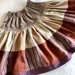 XS~S size　深い紫と海老茶色の落ち着いた布団皮スカート 4枚目の画像