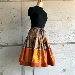 L-XL size　葉っぱと壺の落ち着いた布団皮スカート 2枚目の画像