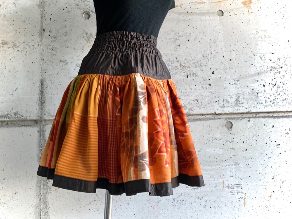 極美品✨セブンテン ミリタリーフレアスカート 23AW Sサイズ オレンジ ミリタリーフレアスカート(オレンジ) - seventen