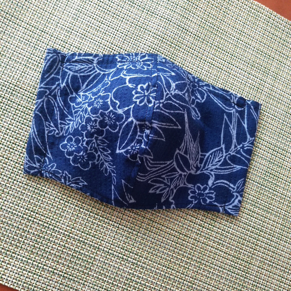 再再販‼藍染めしじら織り•春の風景柄•UVカット冷感（手作り立体型）マスク 2枚目の画像