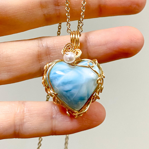 癒しの女神ハートラリマーのワイヤーラッピングペンダント ネックレス