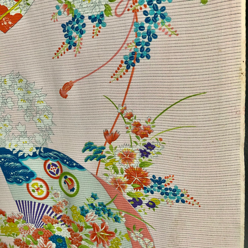 着物のタペストリー 花に扇子 タペストリー・壁掛け koto1946 通販