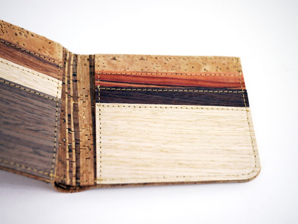 【カスタムオーダー】5種類の木製とCORK コルクの軽くてスリムなメンズアイテム エレガントな二つ折り財布 3枚目の画像