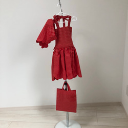専用袋付き子供用フリルエプロン(赤ドット)三角巾セット 1枚目の画像