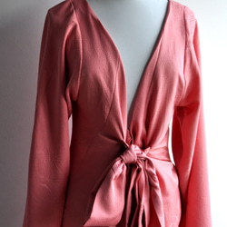 サンプルセール　ピンク　プランジネック　着物袖膝丈ドレス 7枚目の画像