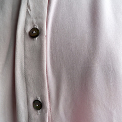 SALE 着物リメイク　ペールピンクとローズのドッキングシルクショートシャツ　 9枚目の画像