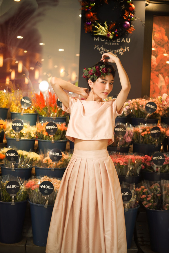 受注製作|タフタサーモンピンク プリーツミディスカートとトップスの